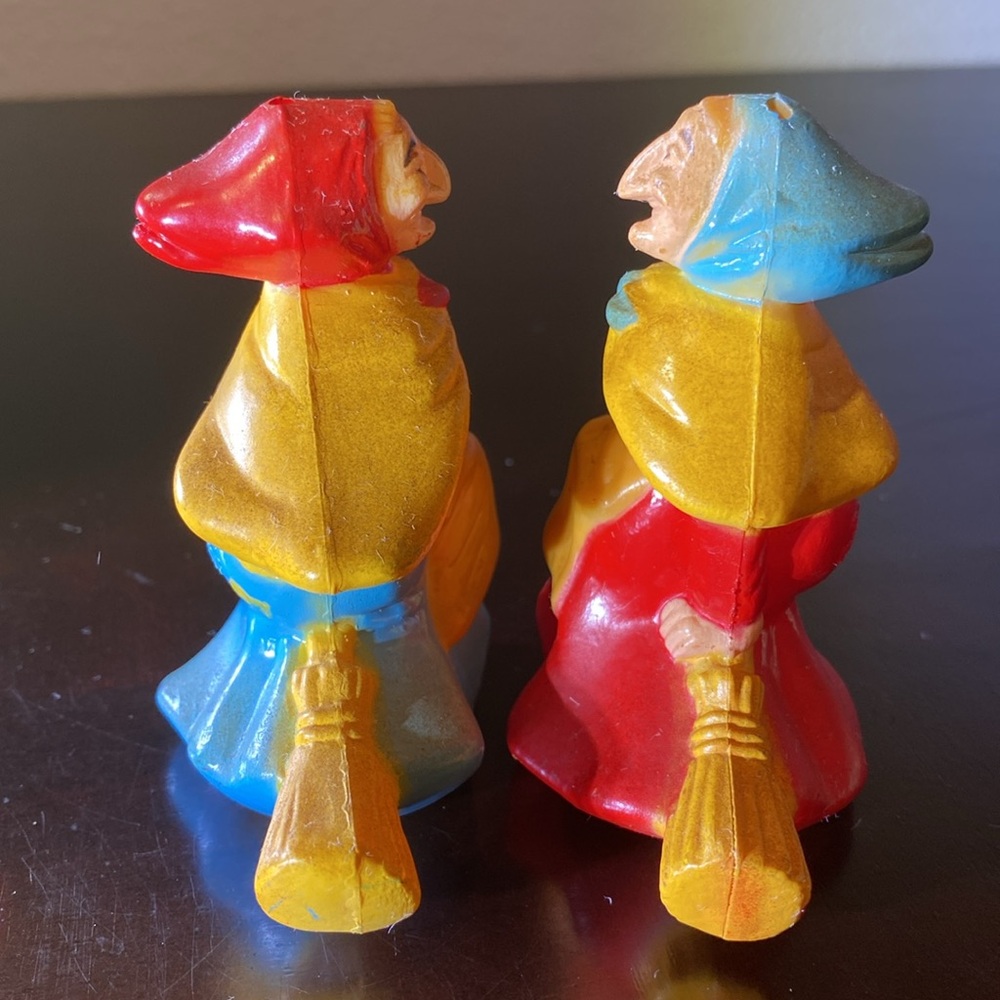 Vintage Witches Salt and Pepper Shakers JSNY Hong Kong (RARE) Disney - Picture 7 of 9